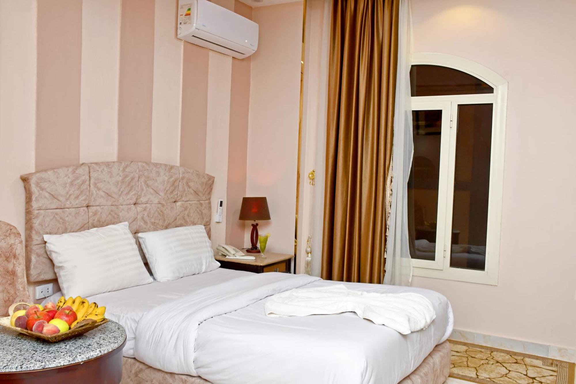 Nun Pyramids Hotel Kafrat al Jabal Room photo